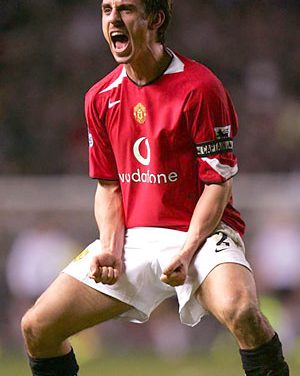 Neville: Rafael može preuzeti moje mjesto